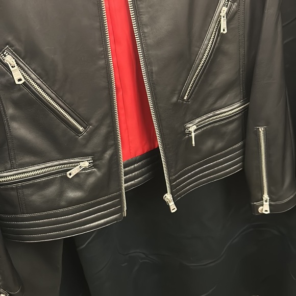 Avec Files Crop Leather Jacket stunning stylish - Picture 3 of 4